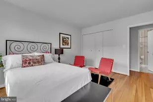 164 G St SW, Washington, DC 20024 - Photo 29