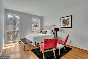 164 G St SW, Washington, DC 20024 - Photo 25