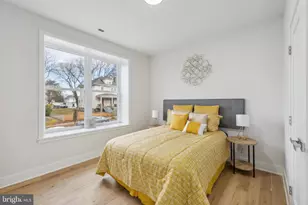 1621 T St SE, Washington, DC 20020 - Photo 5