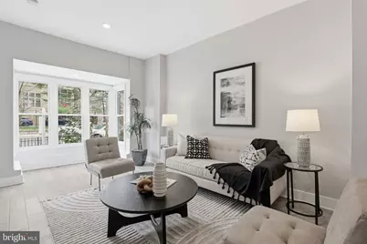 13 15th Street SE, Washington, DC 20003 - Photo 5