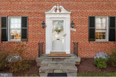 6425 33rd Street NW, Washington, DC 20015 - Photo 3