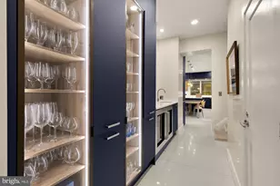 2137 R St NW, Washington, DC 20008 - Photo 9
