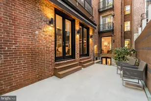 2137 R St NW, Washington, DC 20008 - Photo 3