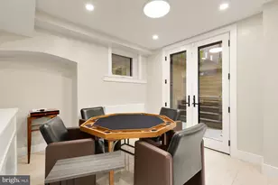 2137 R St NW, Washington, DC 20008 - Photo 29
