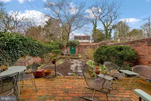 1554 34th St NW, Washington, DC 20007 - Photo 11