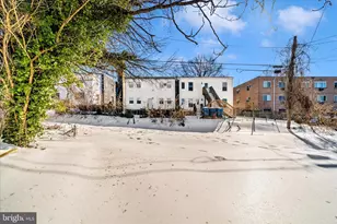 324 34th St SE, Washington, DC 20019 - Photo 15