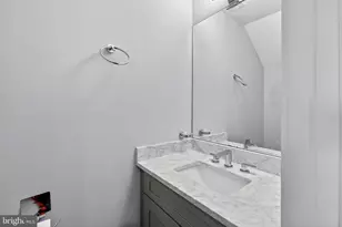 1253 Mt Olivet Rd NE, Washington, DC 20002 - Photo 13