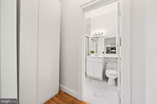 105 6th St SE, Washington, DC 20003 - Photo 11