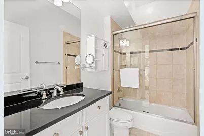 1210 R Street NW #213, Washington, DC 20009 - Photo 9