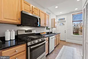 633 12th St NE, Washington, DC 20002 - Photo 13