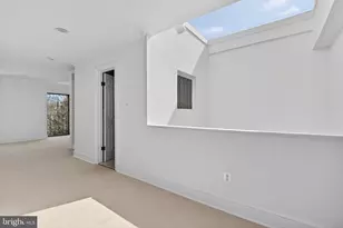306 9th St SE, Washington, DC 20003 - Photo 35
