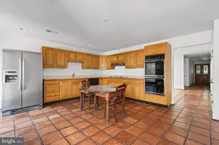 306 9th St SE, Washington, DC 20003 - Photo 11