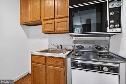 306 9th Street SE, Washington, DC 20003 - Photo 35