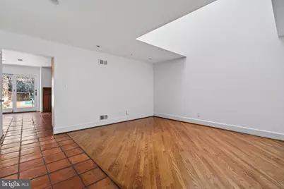 306 9th Street SE, Washington, DC 20003 - Photo 9