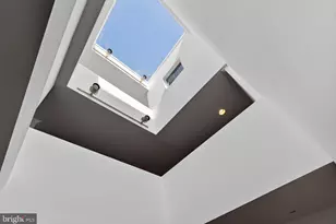 306 9th St SE, Washington, DC 20003 - Photo 7