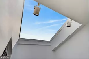 306 9th St SE, Washington, DC 20003 - Photo 45