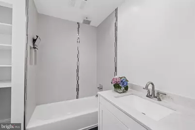 1855 Calvert Street NW #102, Washington, DC 20009 - Photo 15