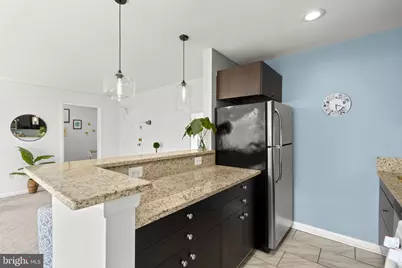 2400 41st Street NW #312, Washington, DC 20007 - Photo 13