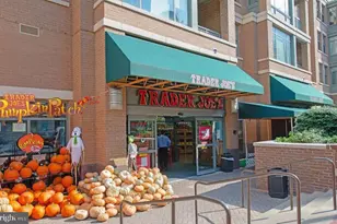 1111 25th St NW, Washington, DC 20037 - Photo 3