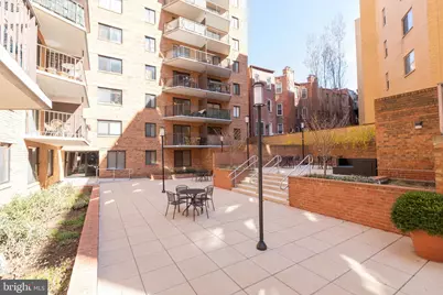 1718 P Street NW #611, Washington, DC 20036 - Photo 31