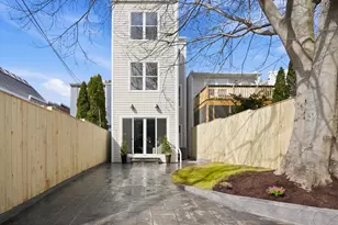 1109 4th St NE, Washington, DC 20002 - Photo 31