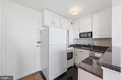 2800 Wisconsin Avenue NW #1001, Washington, DC 20007 - Photo 11