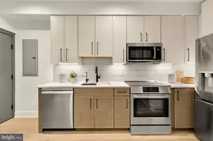 1463 Harvard St NW, Washington, DC 20009 - Photo 9