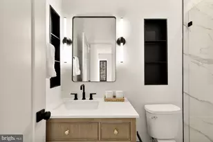 1463 Harvard St NW, Washington, DC 20009 - Photo 21