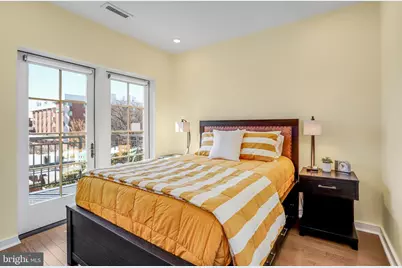 300 8th Street NE #404, Washington, DC 20002 - Photo 9