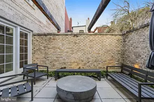 300 8th St NE, Washington, DC 20002 - Photo 17