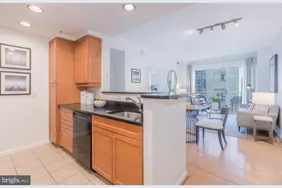 1111 11th Street NW #309, Washington, DC 20001 - Photo 7