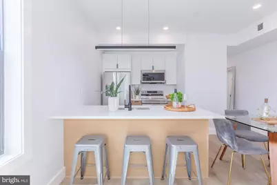 1012 17th Place NE #4, Washington, DC 20002 - Photo 5