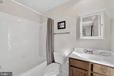 814 3rd Street SE, Washington, DC 20003 - Photo 25