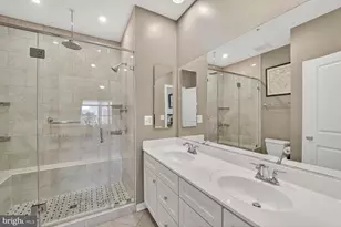 814 3rd St SE, Washington, DC 20003 - Photo 17