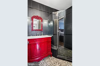 909 C Street NE, Washington, DC 20002 - Photo 23