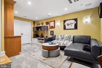 909 C Street NE, Washington, DC 20002 - Photo 33
