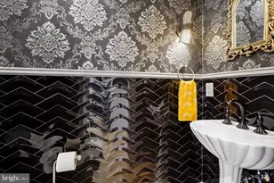 909 C St NE, Washington, DC 20002 - Photo 17