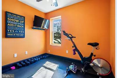 909 C Street NE, Washington, DC 20002 - Photo 25