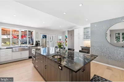 5507 Macarthur Boulevard NW, Washington, DC 20016 - Photo 7