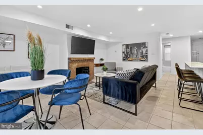 1339 Corcoran Street NW #B, Washington, DC 20009 - Photo 3