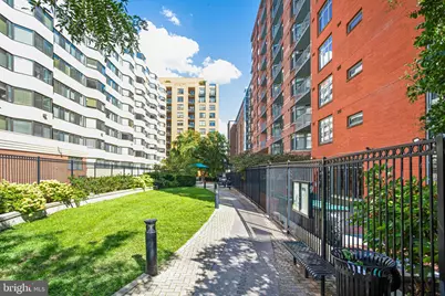 1117 10th Street NW #1109, Washington, DC 20001 - Photo 35