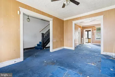 325 Bryant Street NE, Washington, DC 20002 - Photo 3