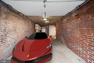 2134 R St NW, Washington, DC 20008 - Photo 35