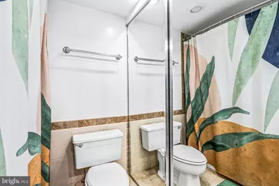 1001 26th Street NW #306, Washington, DC 20037 - Photo 15