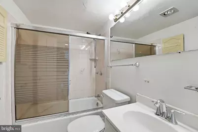 2011 37th Street SE #202, Washington, DC 20020 - Photo 15