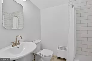 1711 Massachusetts Ave NW, Washington, DC 20036 - Photo 13