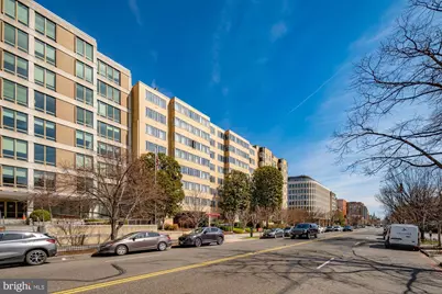 1711 Massachusetts Avenue NW #118, Washington, DC 20036 - Photo 19