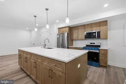 2404 North Capitol Street NW #A, Washington, DC 20002 - Photo 3