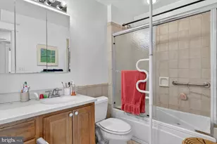 5330 41st St NW, Washington, DC 20015 - Photo 17