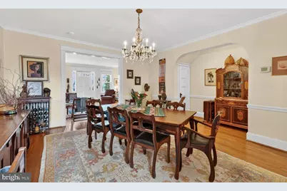 5330 41st Street NW, Washington, DC 20015 - Photo 9